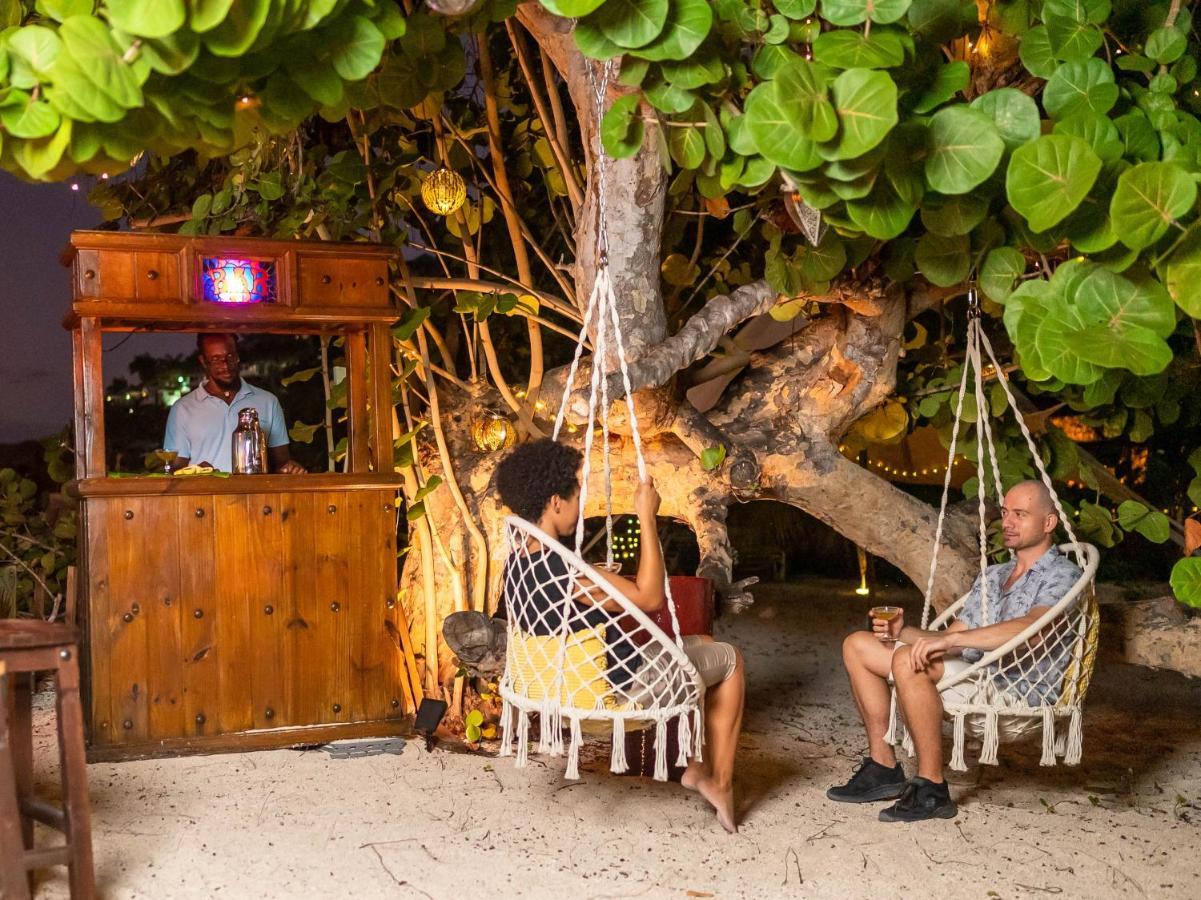 Wild Lotus Glamping Hotel Bolands ภายนอก รูปภาพ